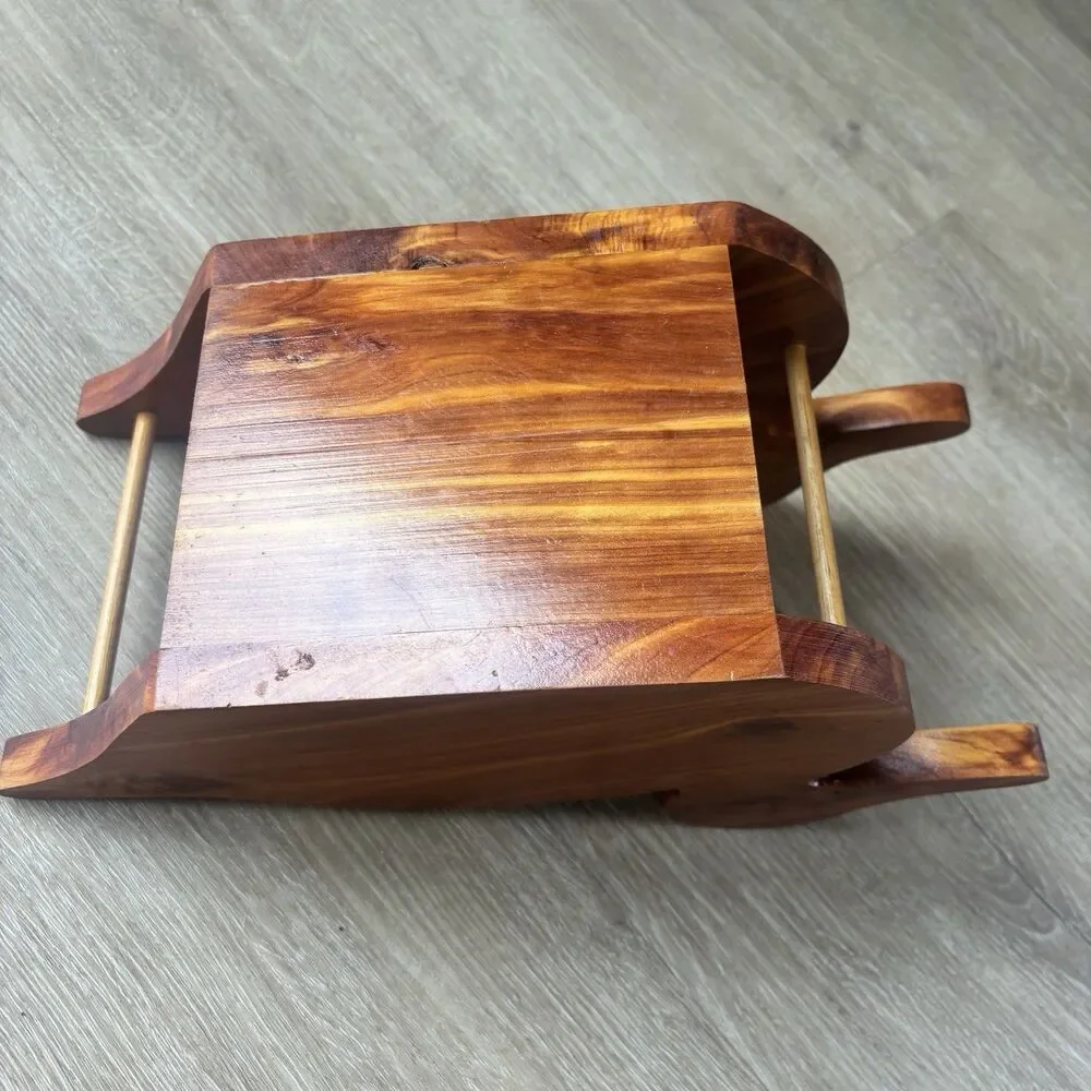 Hand Crafted add touch